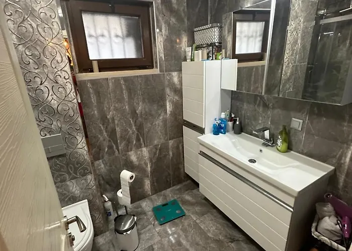 With Private Pool In فيلة