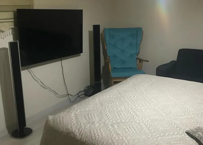 With Private Pool In 别墅 *