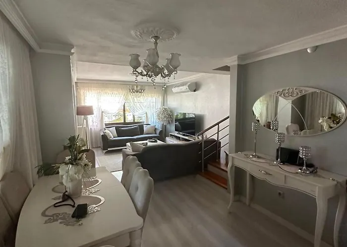 فيلة With Private Pool In مرمريس