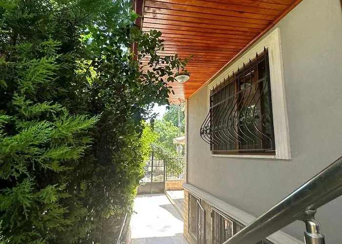 With Private Pool In فيلة *