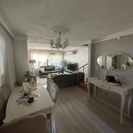 Βίλα With Private Pool In Μαρμαρίς